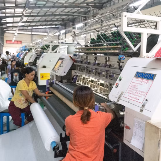 Máquina de acolchado computarizada con múltiples agujas Tongda