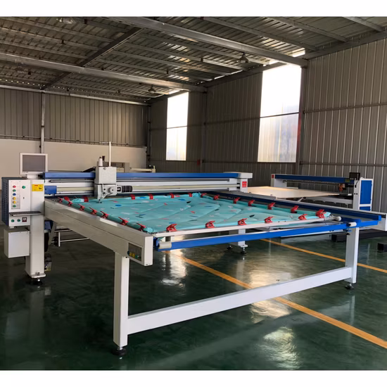 Máquina automática computarizada para acolchar de costura textil con lanzadera multiaguja única